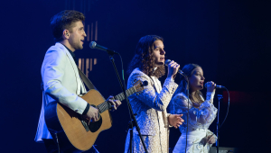 Image of Girl Named Tom: Holidays in Harmony Tour